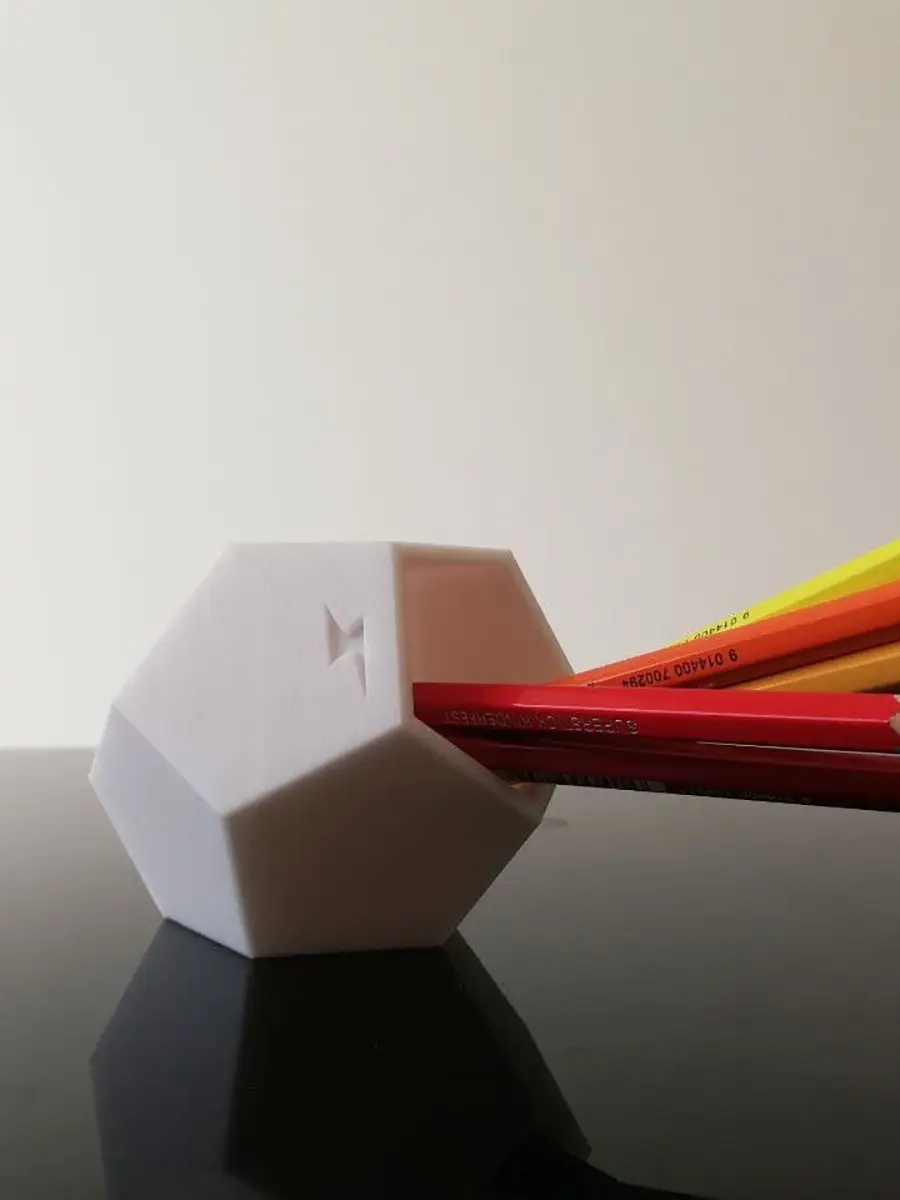 Photo 4 portapenne sidesign 3D